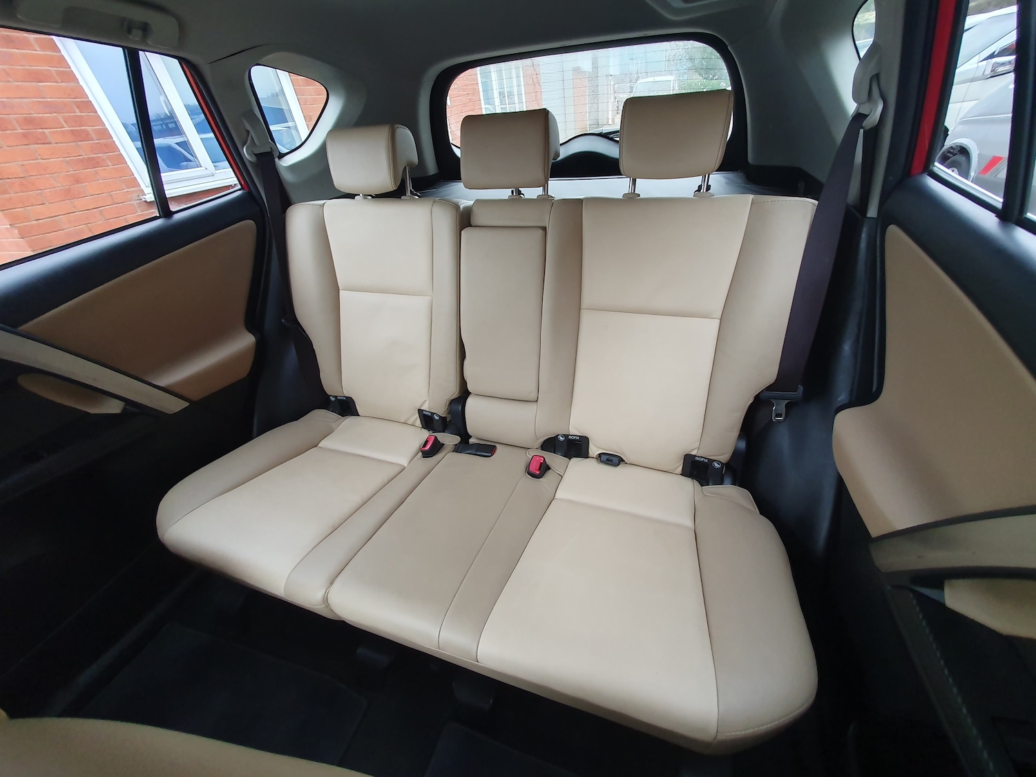 Used Toyota RAV4 2015 for sale - 77529293: Photo 30