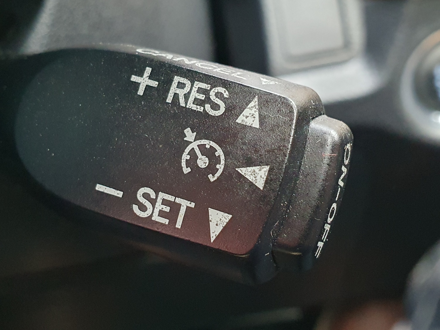 Used Toyota RAV4 2015 for sale - 77529293: Photo 36