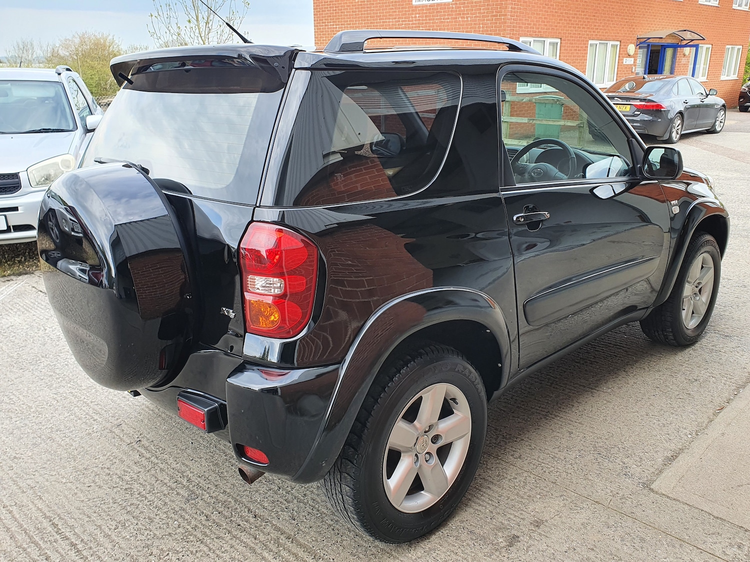 Used Toyota RAV4 2004 for sale - 77460453: Photo 14