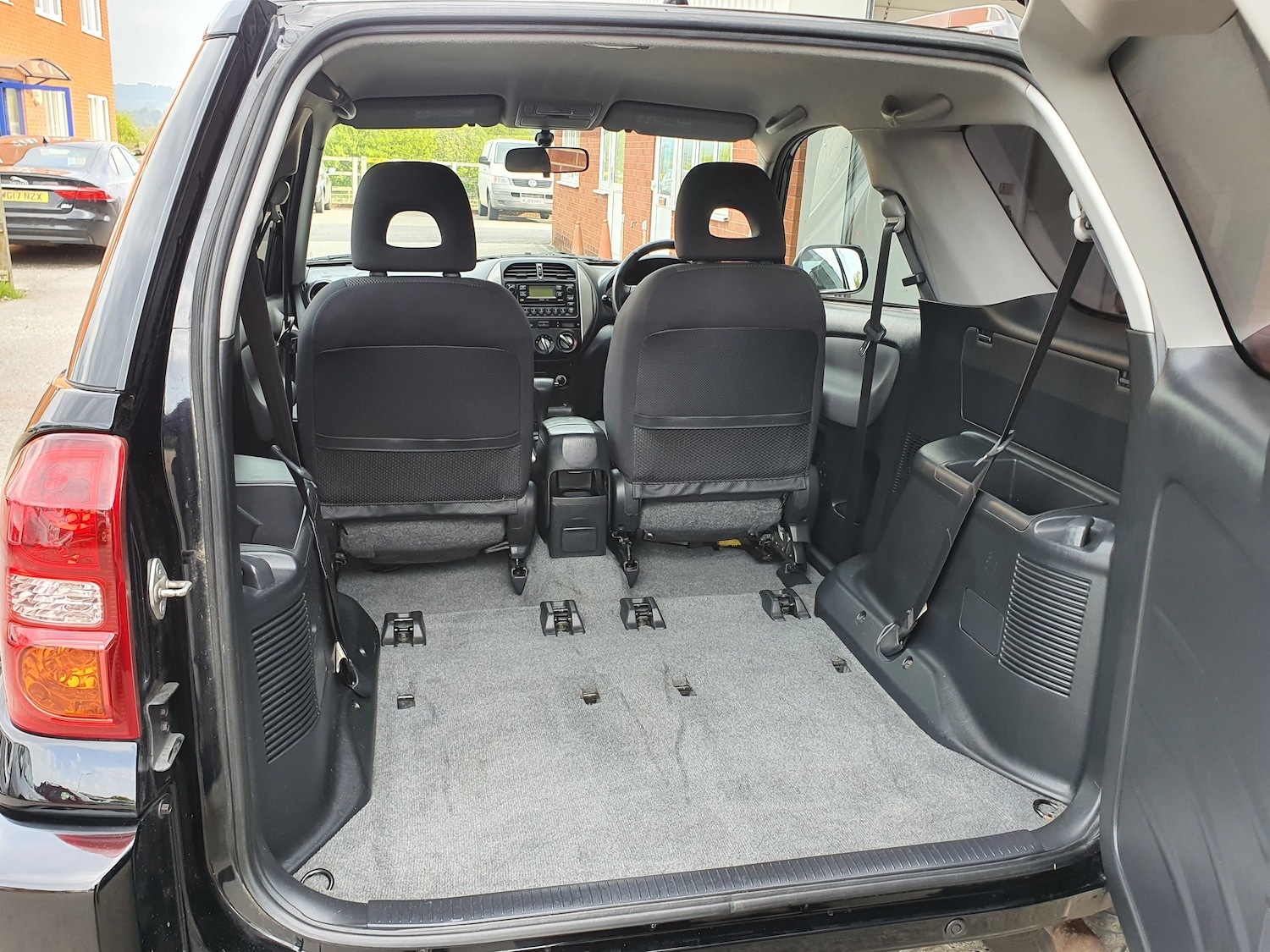 Used Toyota RAV4 2004 for sale - 77460453: Photo 16