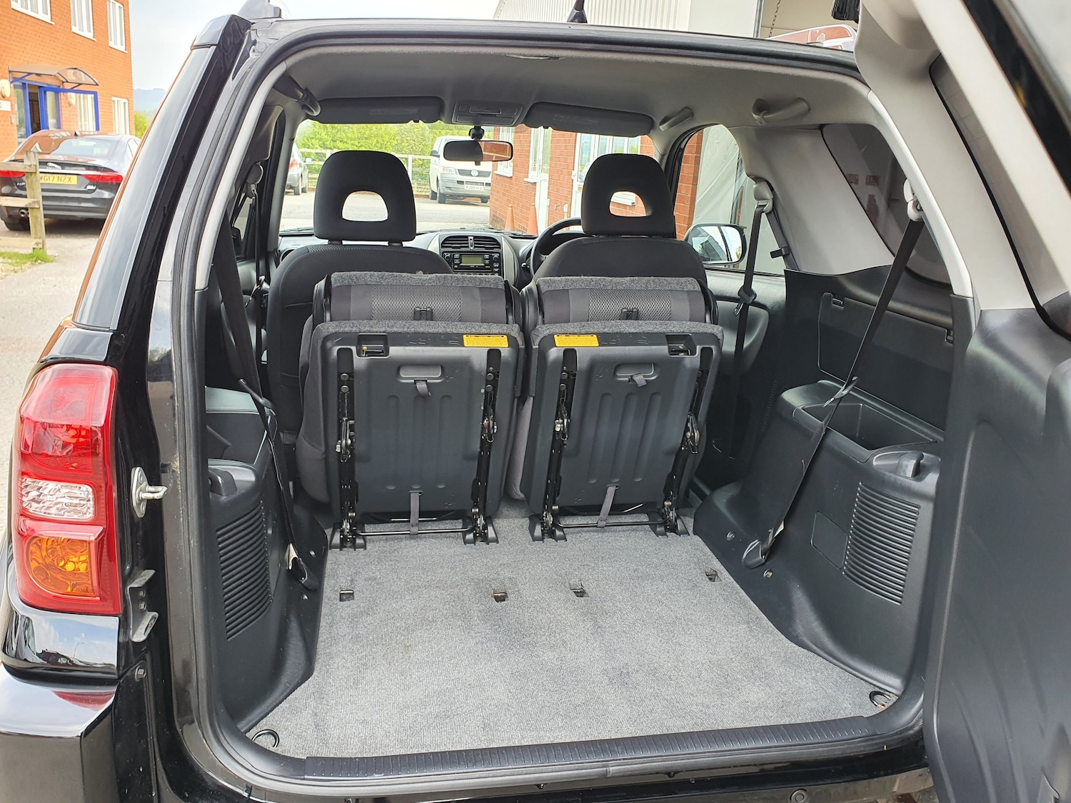 Used Toyota RAV4 2004 for sale - 77460453: Photo 18