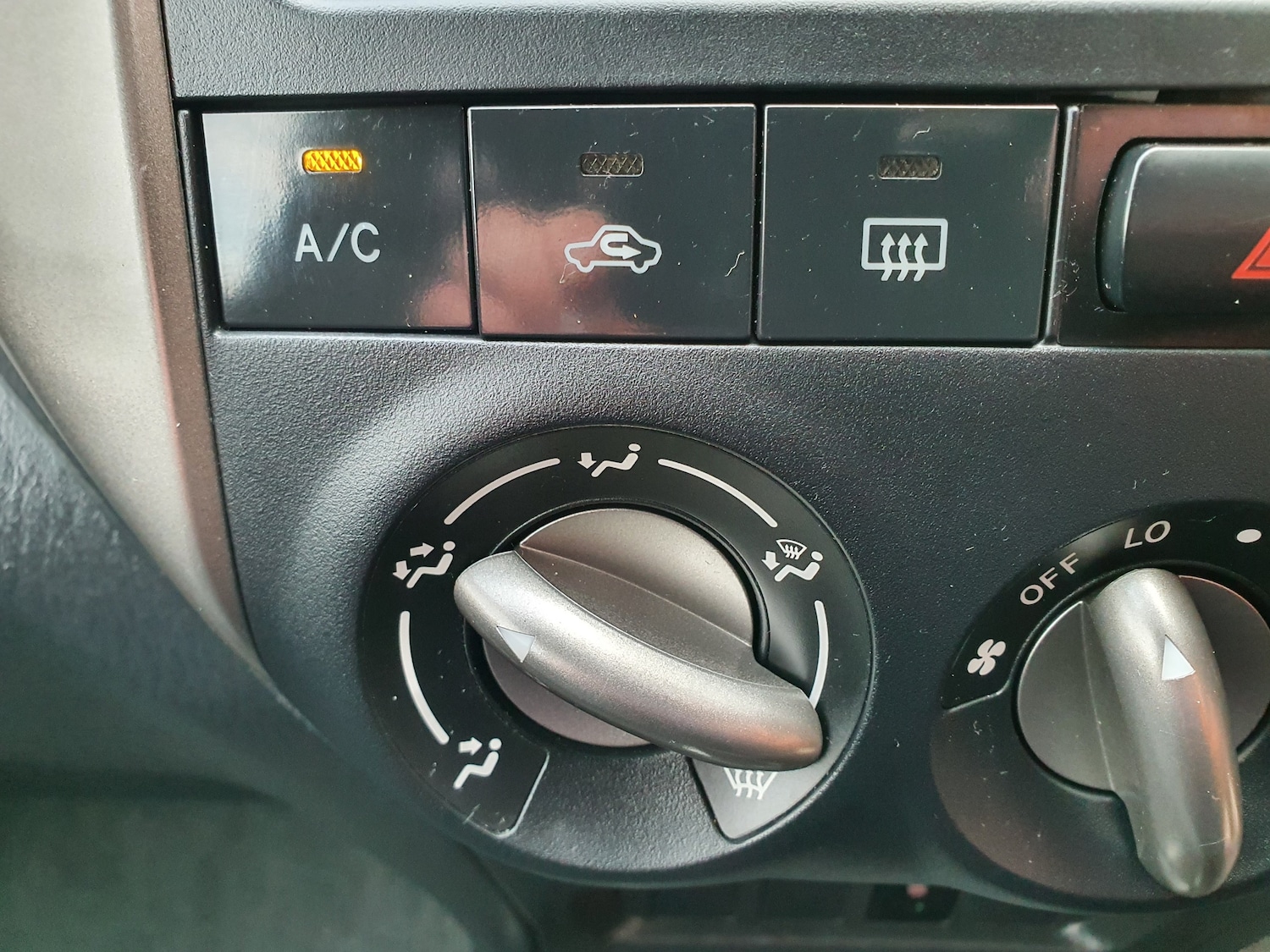 Used Toyota RAV4 2004 for sale - 77460453: Photo 25