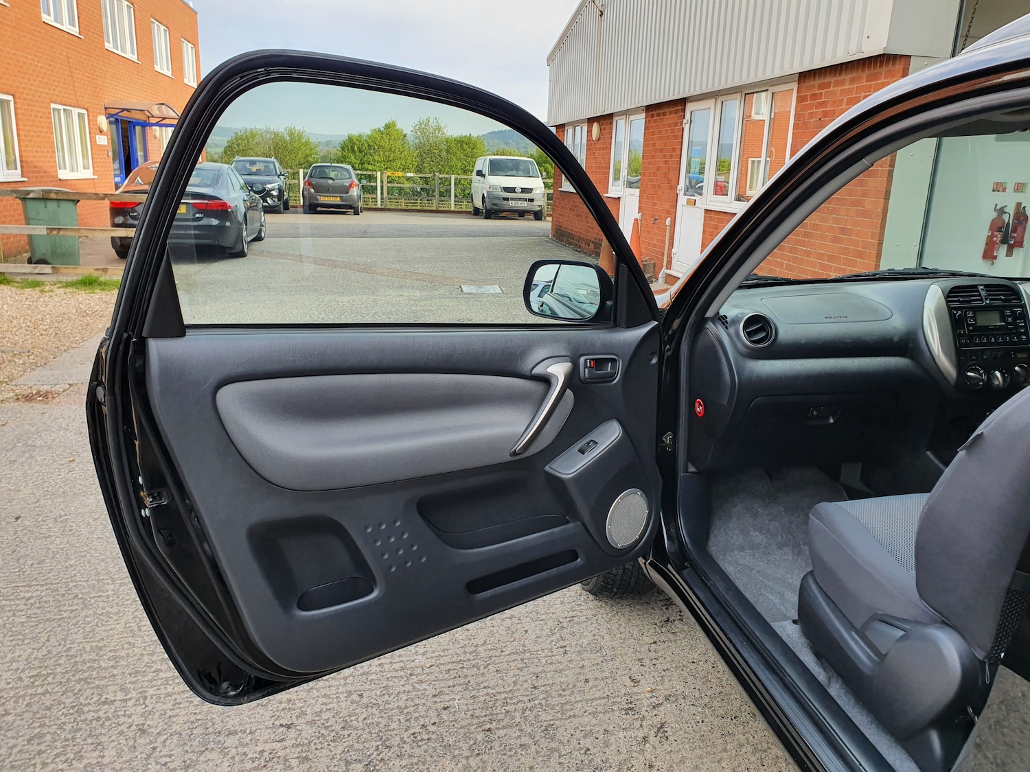 Used Toyota RAV4 2004 for sale - 77460453: Photo 32