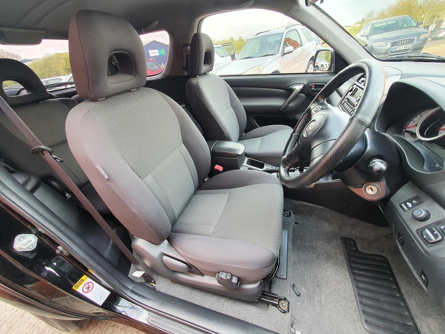 Used Toyota RAV4 2004 for sale - 77460453: Photo 39