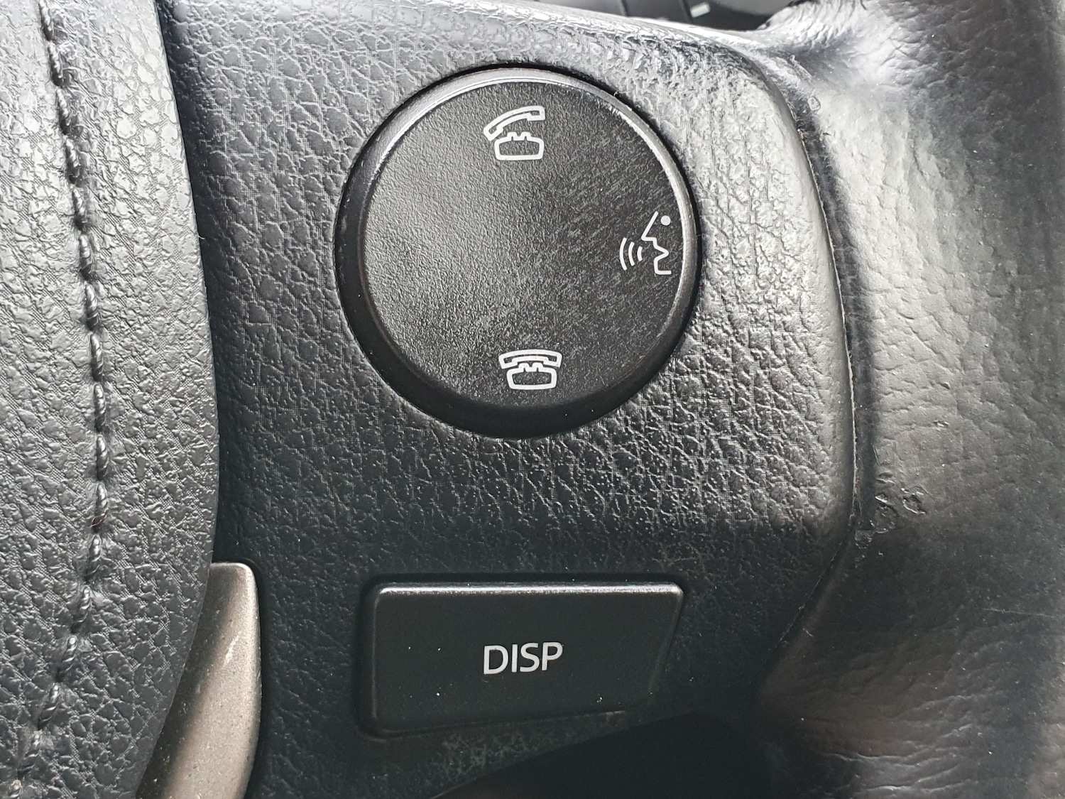 Used Toyota RAV4 2015 for sale - 77180020: Photo 49