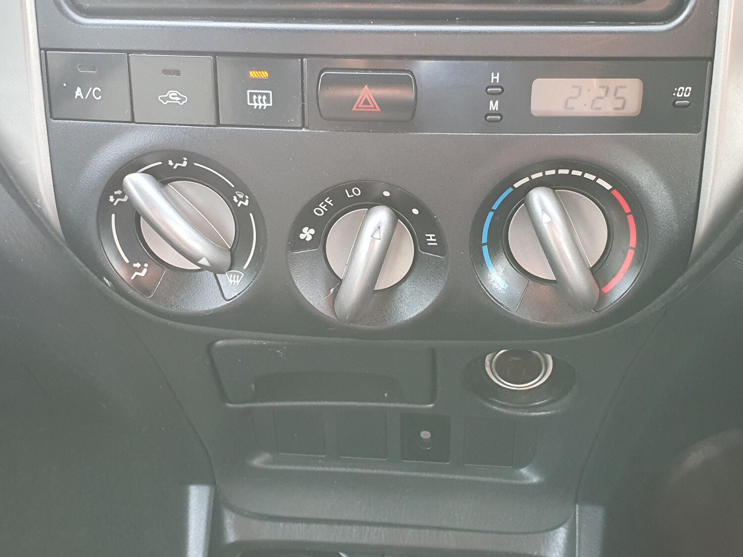 Used Toyota RAV4 2003 for sale - 77966550: Photo 16