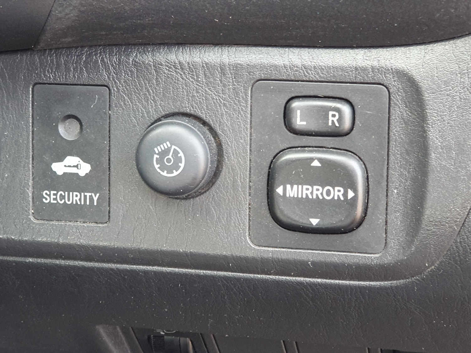 Used Toyota RAV4 2003 for sale - 77966550: Photo 19