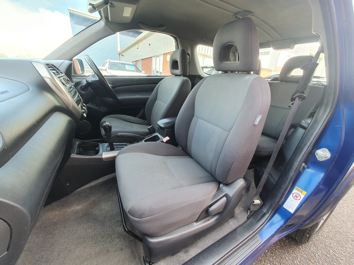 Used Toyota RAV4 2003 for sale - 77966550: Photo 25