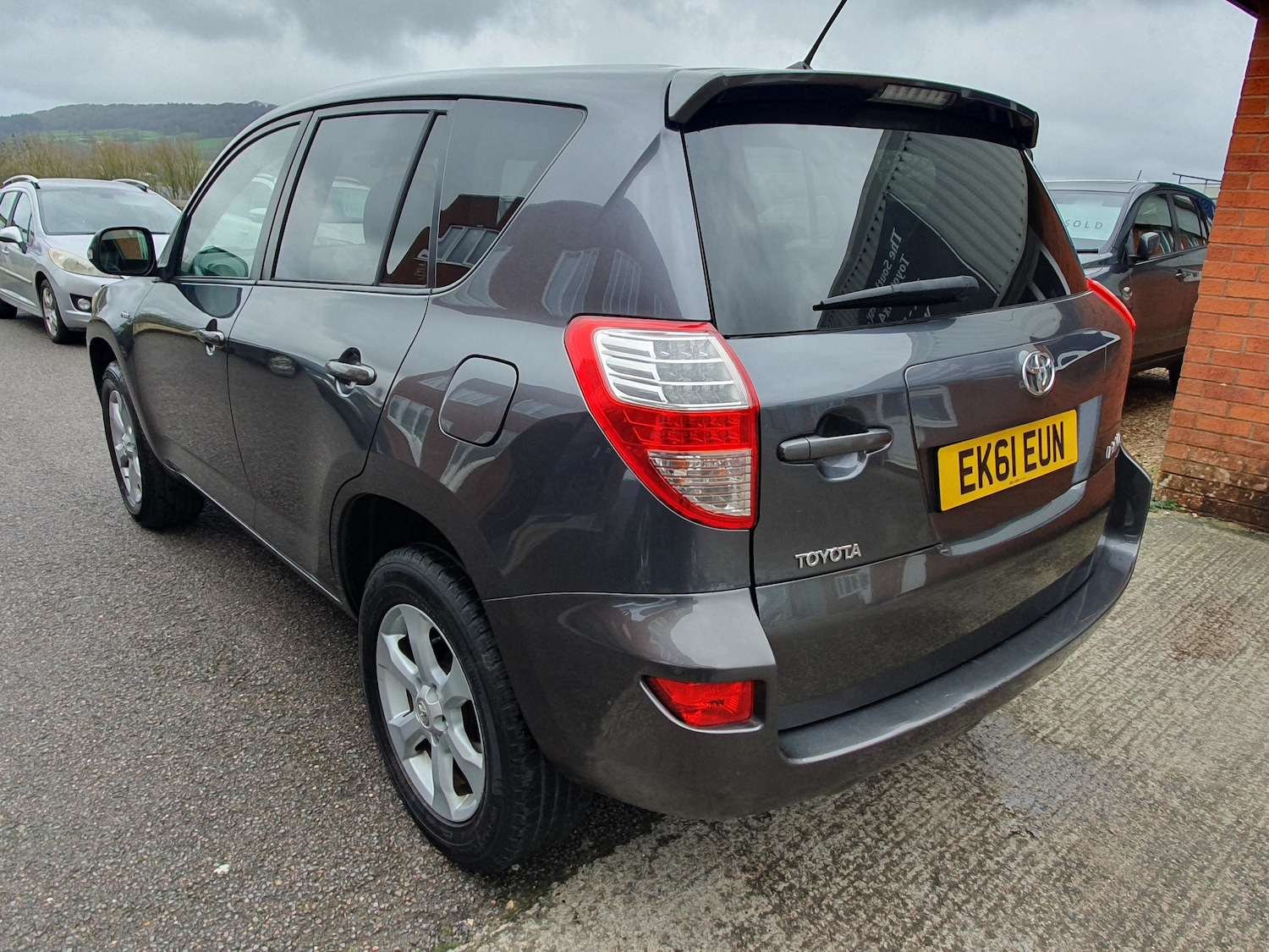 Used Toyota RAV4 2011 for sale - 77506105: Photo 8