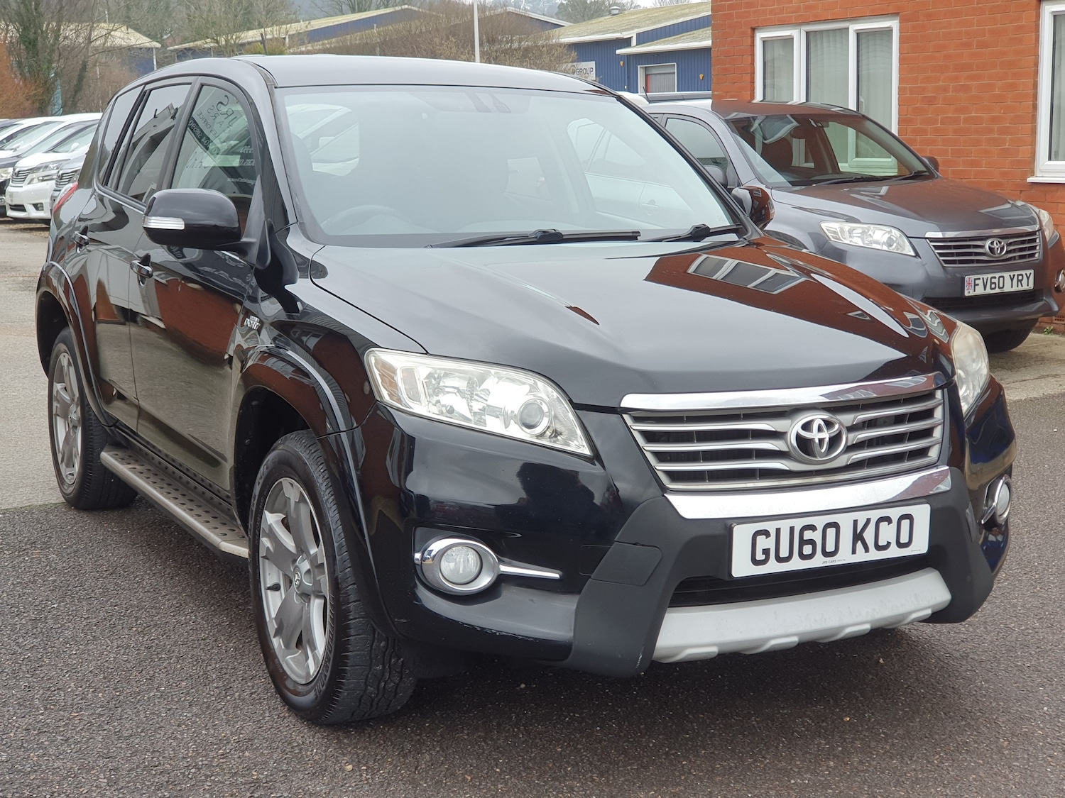 Used Toyota RAV4 2010 for sale - 77493790: Photo 2