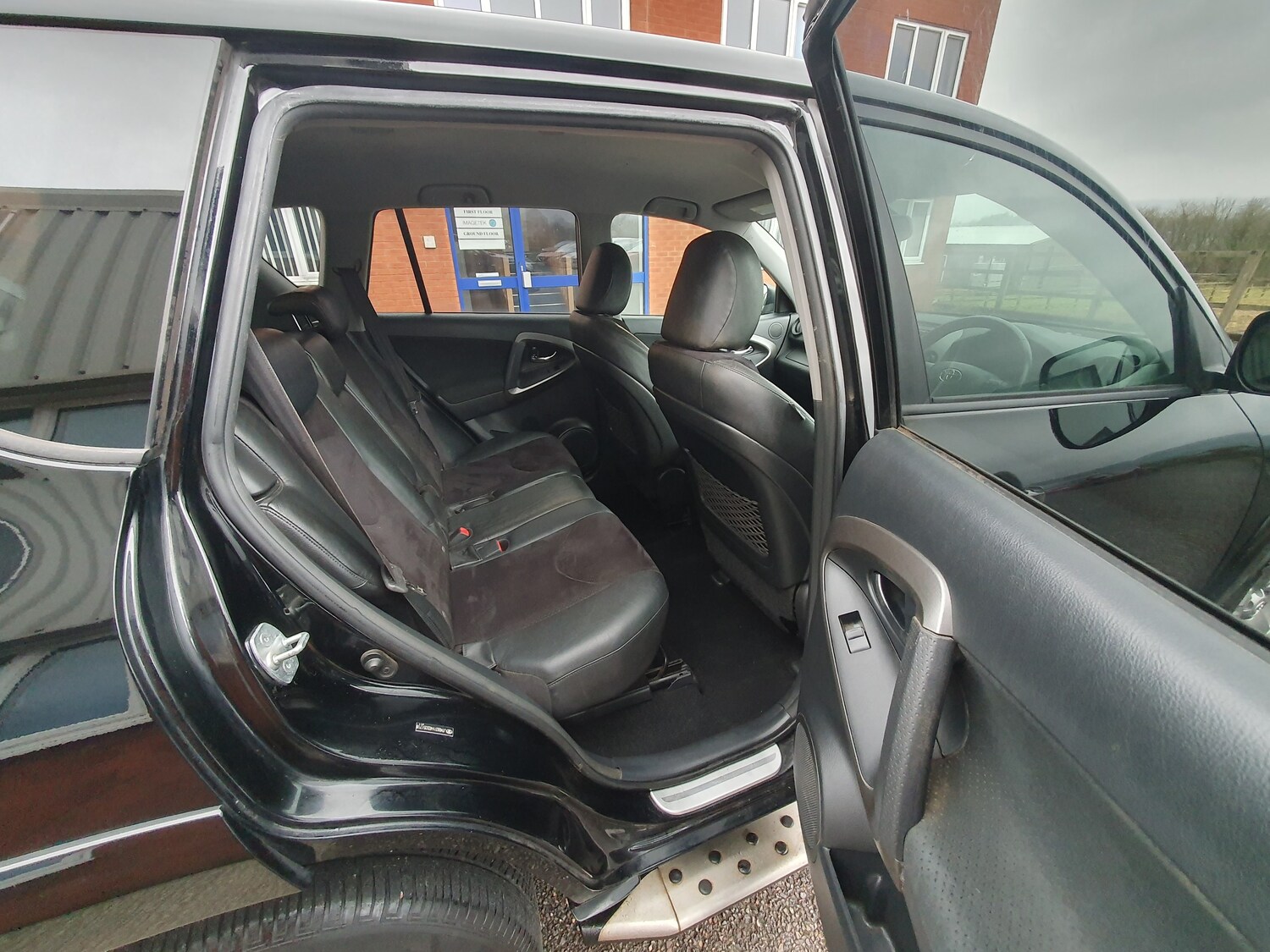 Used Toyota RAV4 2010 for sale - 77493790: Photo 22