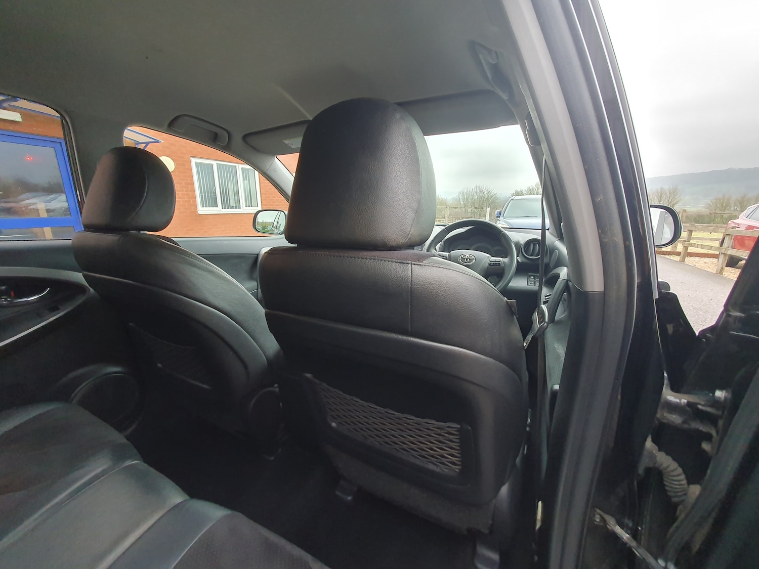 Used Toyota RAV4 2010 for sale - 77493790: Photo 27