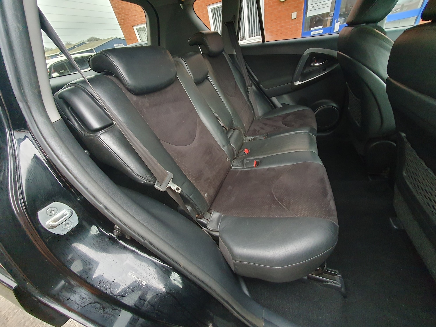 Used Toyota RAV4 2010 for sale - 77493790: Photo 28