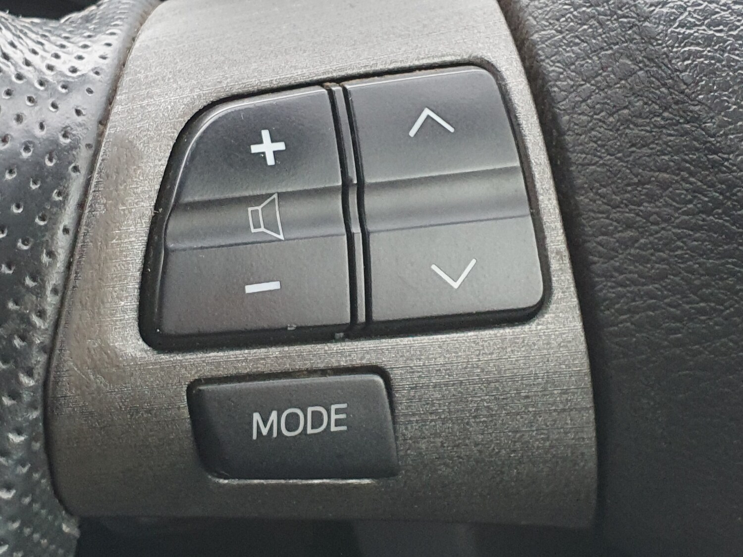 Used Toyota RAV4 2010 for sale - 77493790: Photo 49