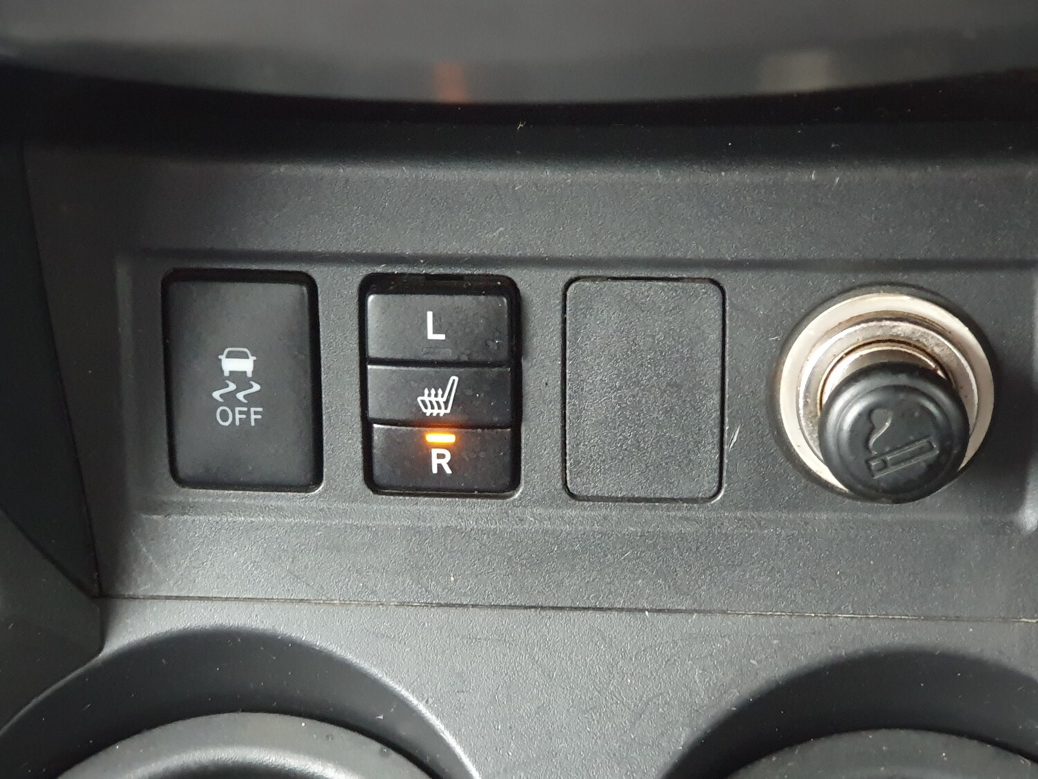 Used Toyota RAV4 2010 for sale - 77493790: Photo 57