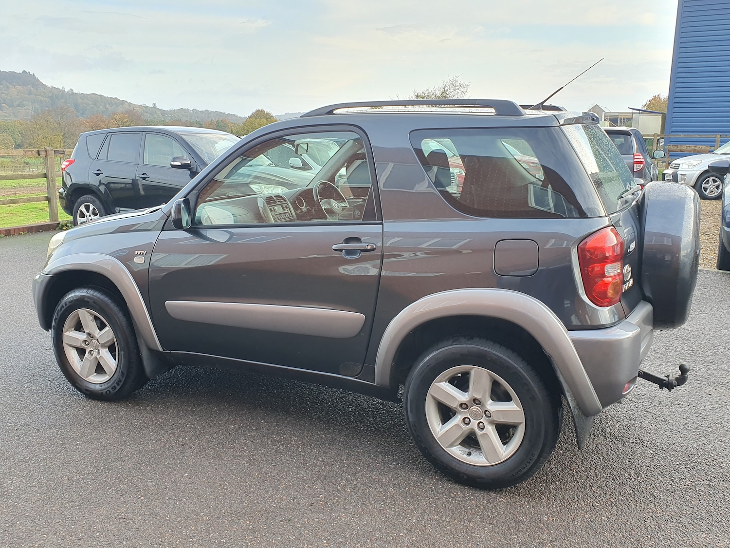 Used Toyota RAV4 2004 for sale - 76480818: Photo 10
