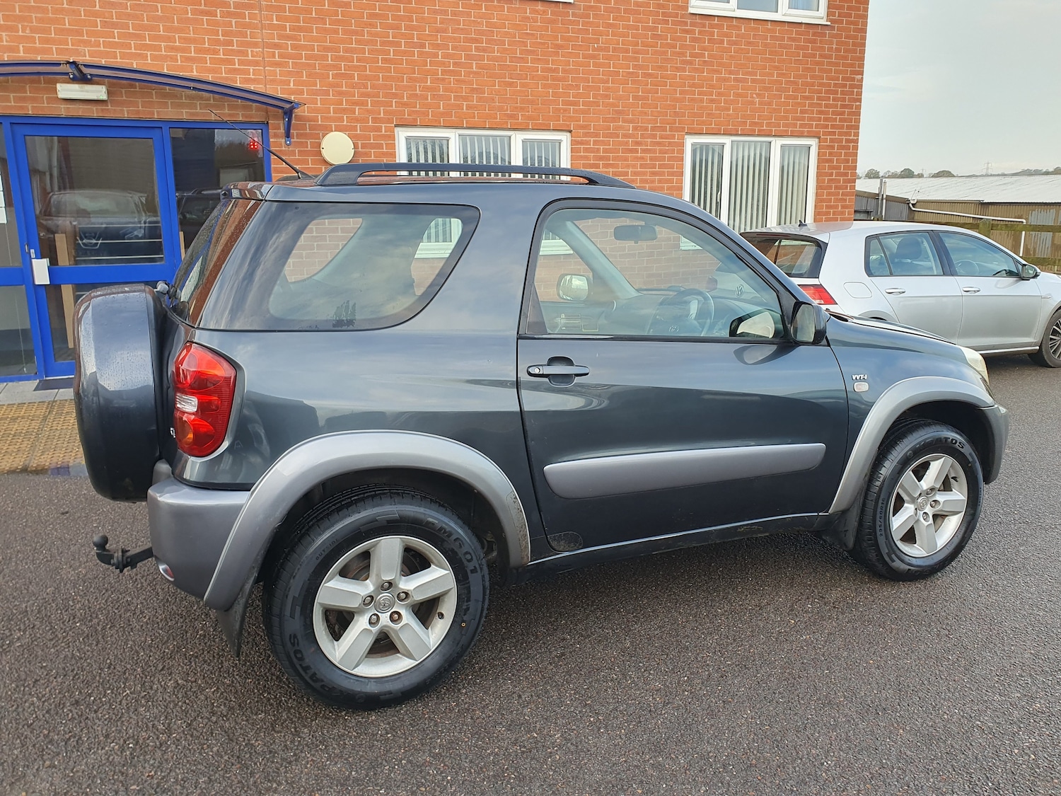 Used Toyota RAV4 2004 for sale - 76480818: Photo 16