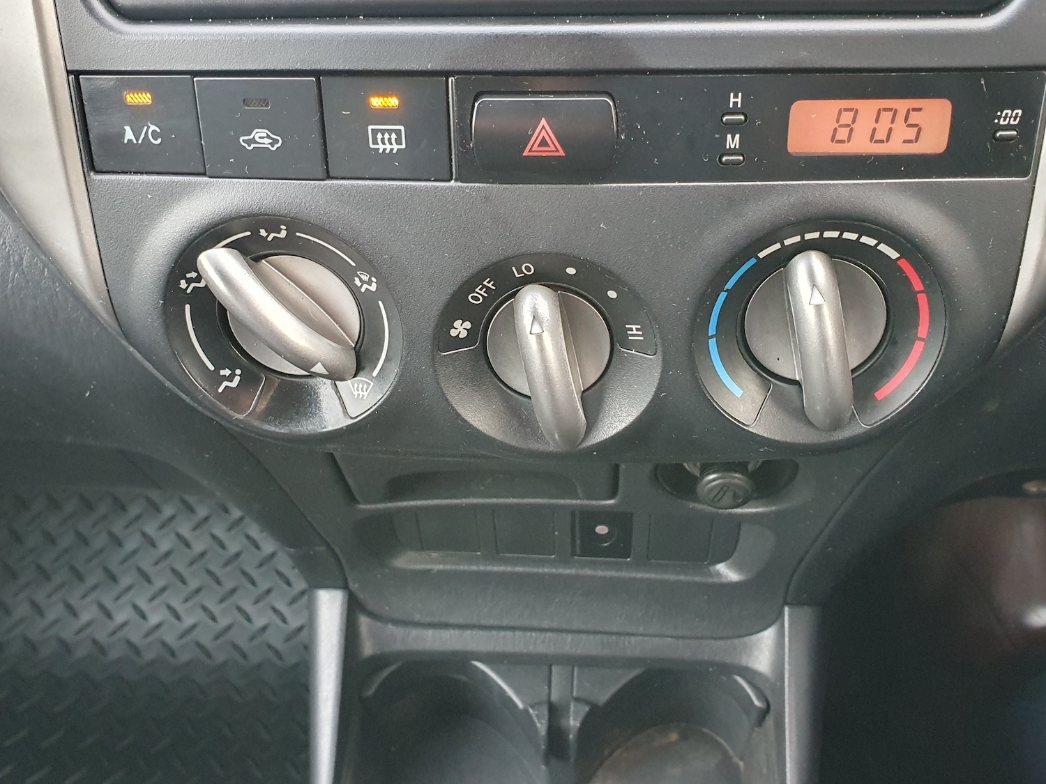 Used Toyota RAV4 2004 for sale - 76480818: Photo 22