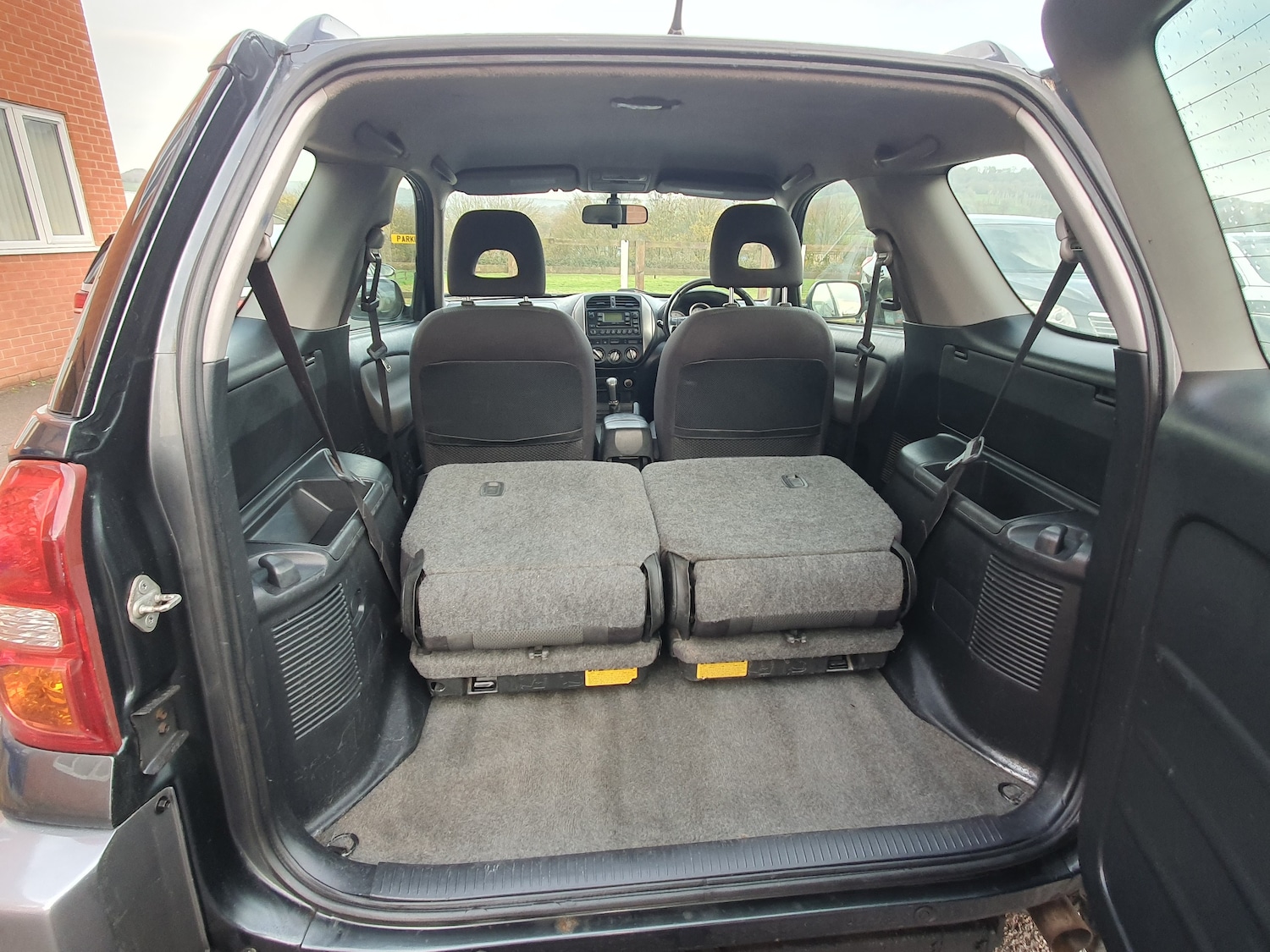 Used Toyota RAV4 2004 for sale - 76480818: Photo 24