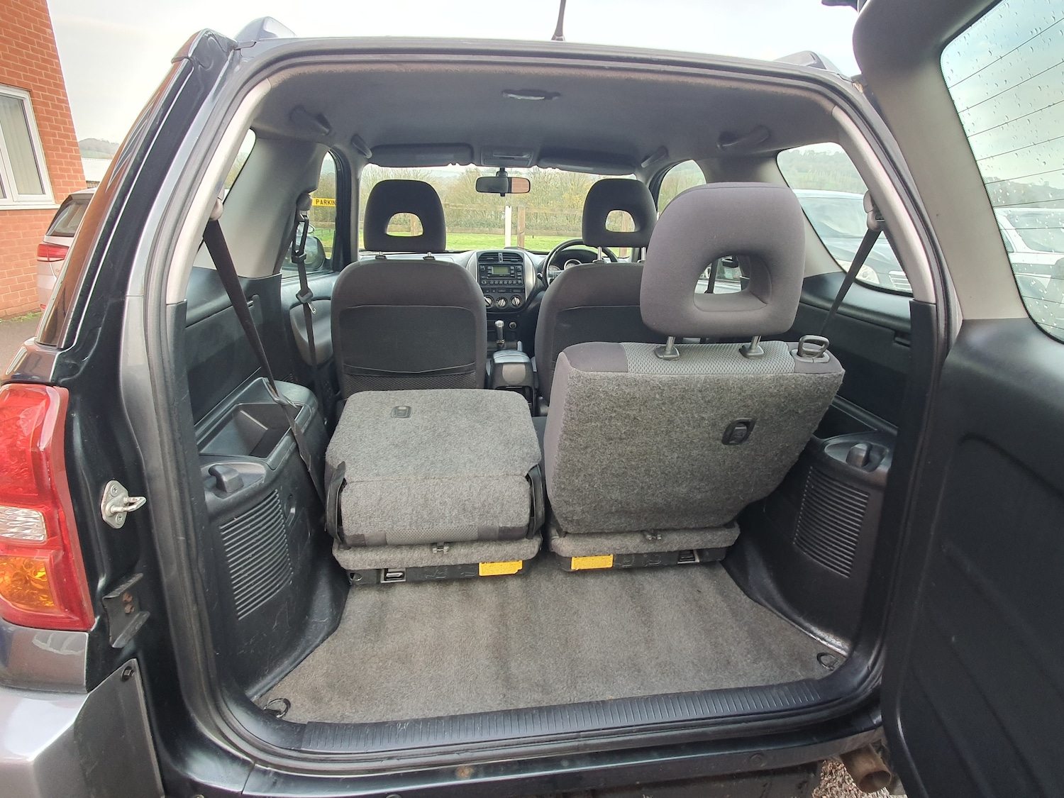 Used Toyota RAV4 2004 for sale - 76480818: Photo 25