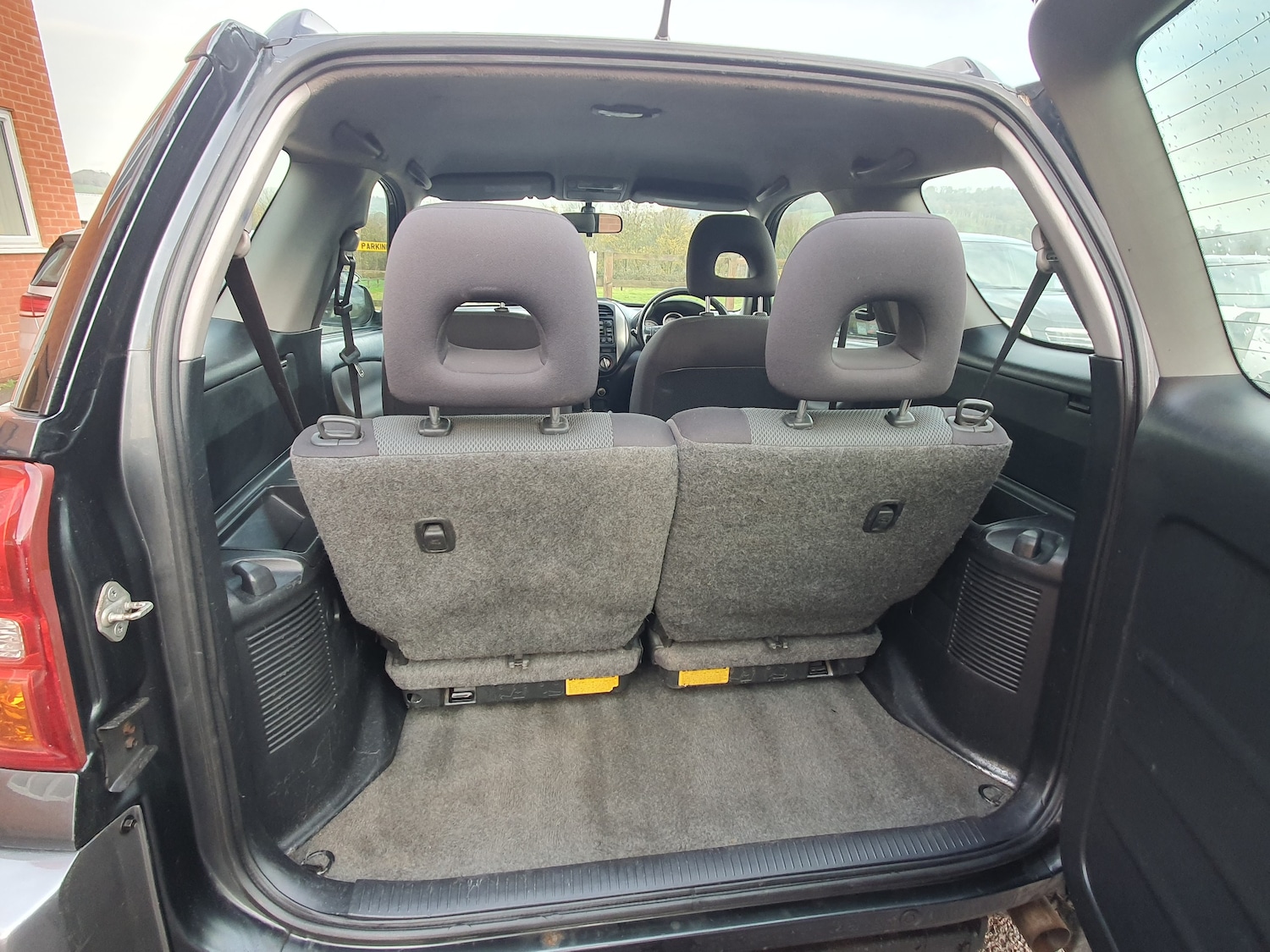 Used Toyota RAV4 2004 for sale - 76480818: Photo 26