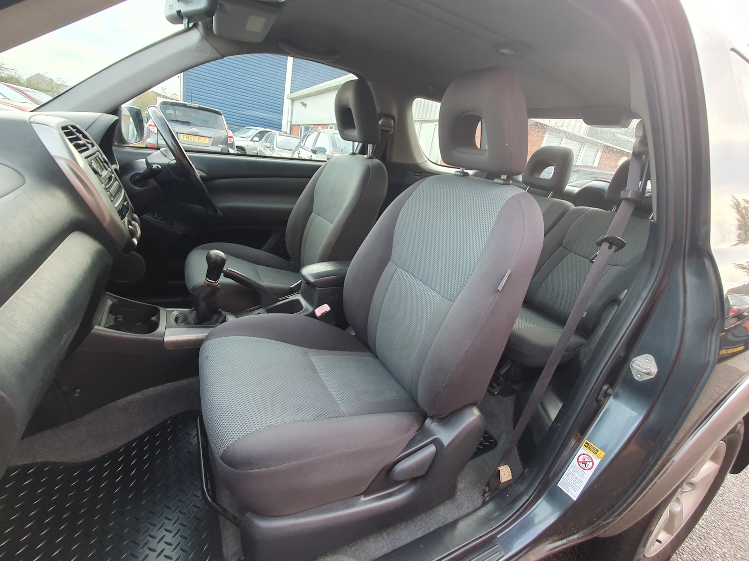 Used Toyota RAV4 2004 for sale - 76480818: Photo 29