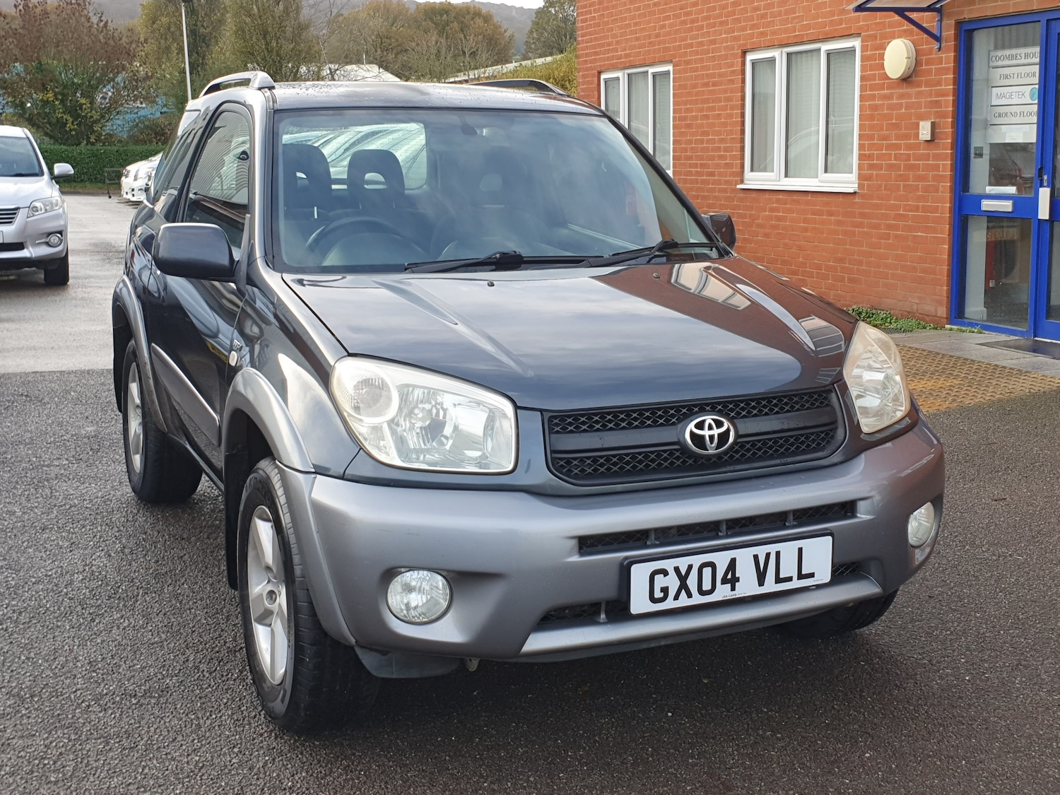 Used Toyota RAV4 2004 for sale - 76480818: Photo 4