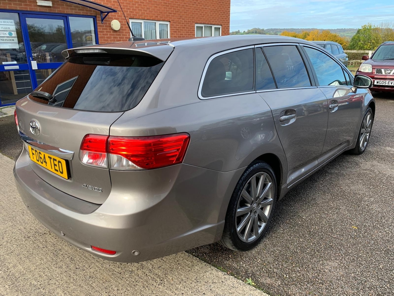 Used Toyota Avensis 2015 for sale - 76334676: Photo 10