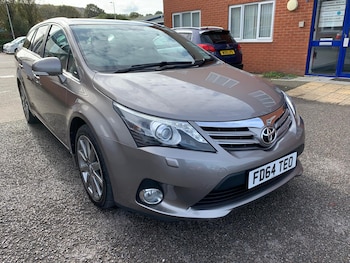 2015 (64) - 2.2 D-4D Excel Tourer 5dr Diesel Manual Euro 5 (150 ps) FULL TOYOTA MOT AND