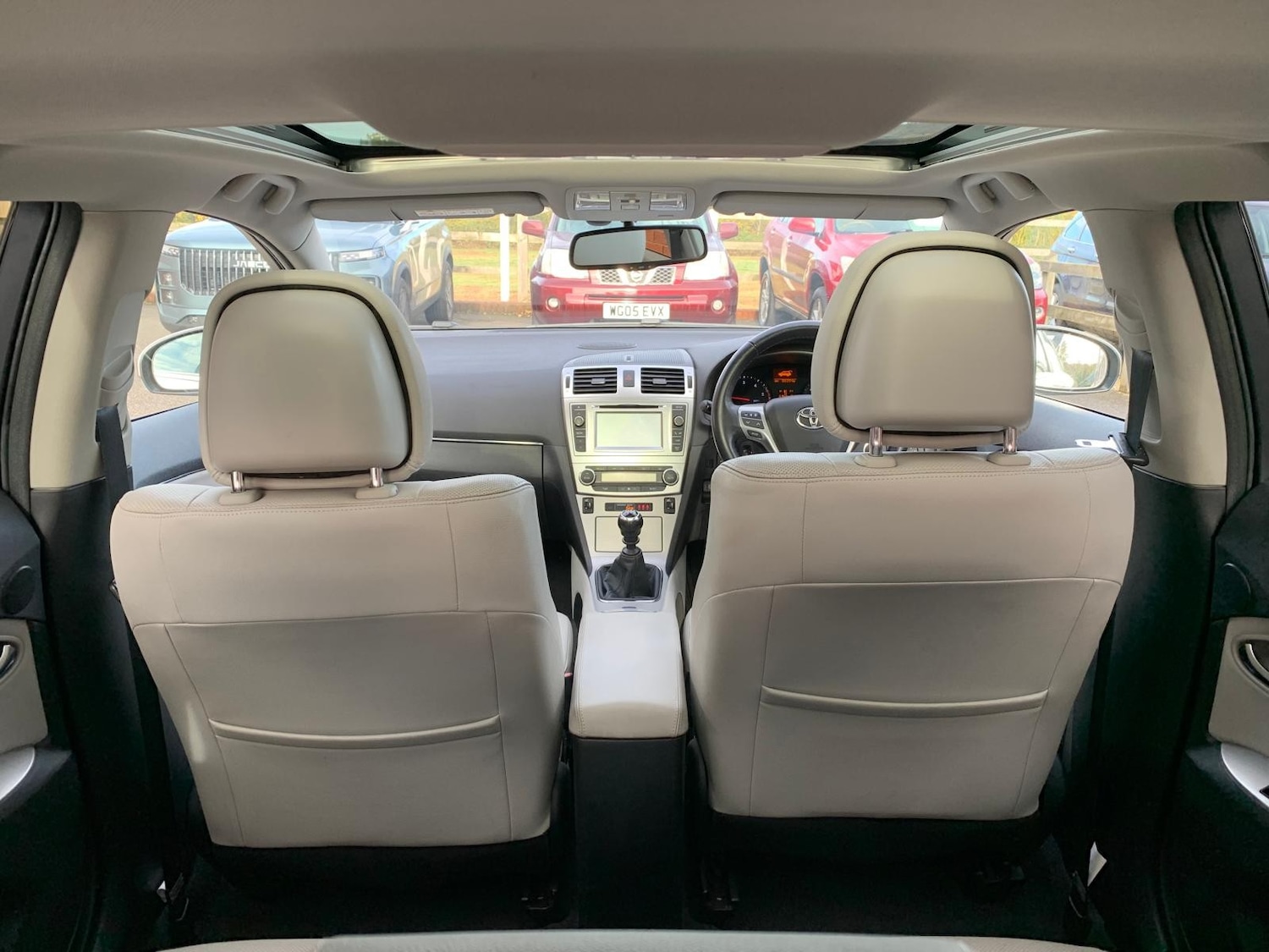 Used Toyota Avensis 2015 for sale - 76334676: Photo 21