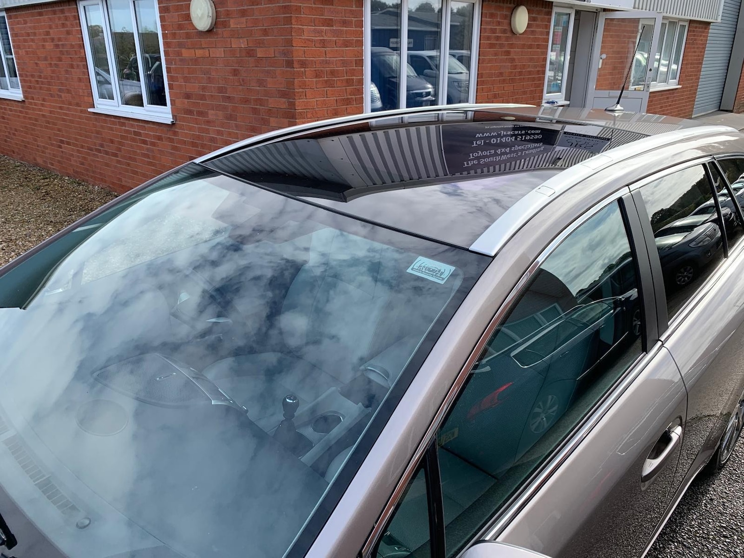 Used Toyota Avensis 2015 for sale - 76334676: Photo 28