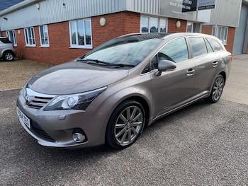 Used Toyota Avensis 2015 for sale - 76334676: Photo