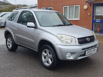 Toyota RAV4 feature image