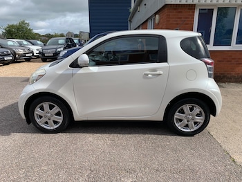 Used Toyota IQ 2009 for sale - 78316315: Photo