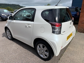 Used Toyota IQ 2009 for sale - 78316315: Photo