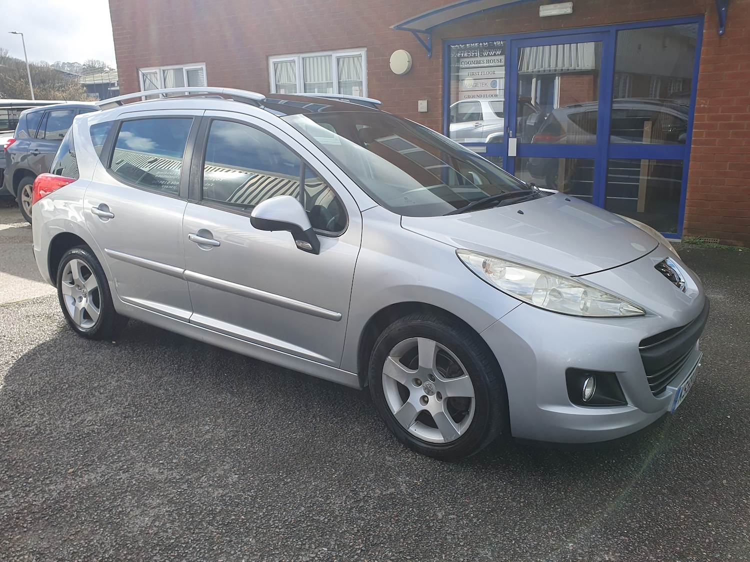 Used Peugeot 207 2010 for sale - 77546176: Photo 3