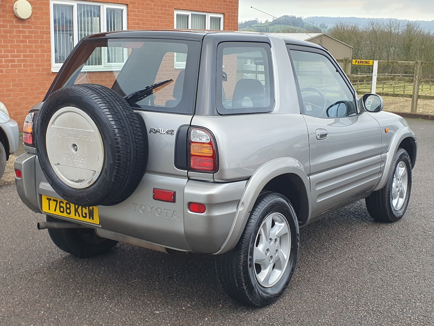 Used Toyota RAV4 1999 for sale - 77287347: Photo 10