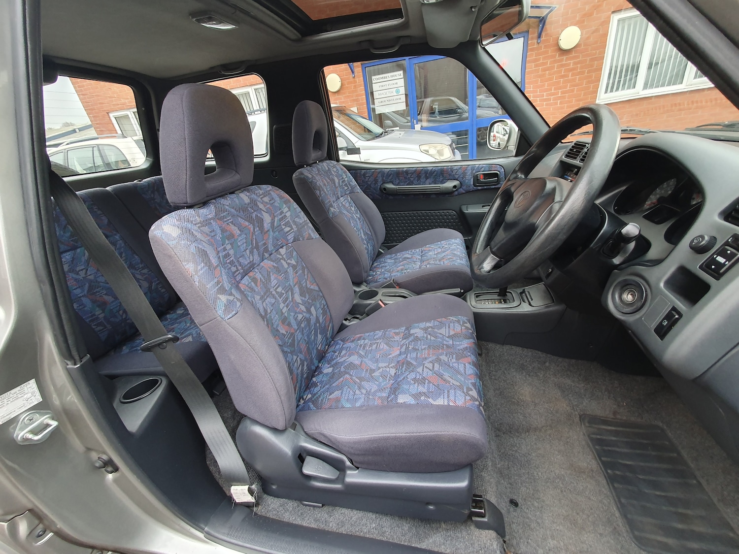 Used Toyota RAV4 1999 for sale - 77287347: Photo 15