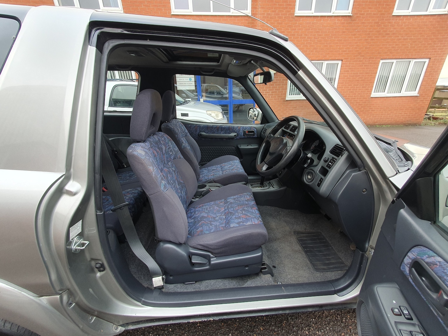 Used Toyota RAV4 1999 for sale - 77287347: Photo 16