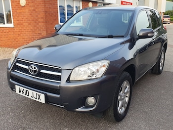 Used Toyota RAV4 2010 for sale - 79301620: Photo