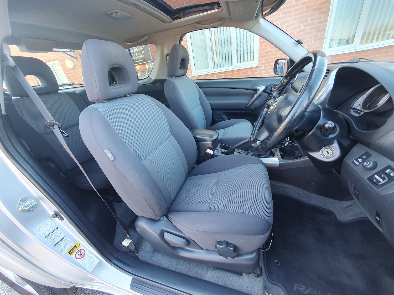 Used Toyota RAV4 2006 for sale - 77979111: Photo 27