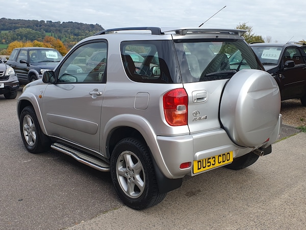 Used Toyota RAV4 2003 for sale - 76305315: Photo 10