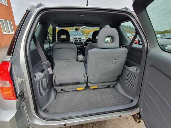 Used Toyota RAV4 2003 for sale - 76305315: Photo 18