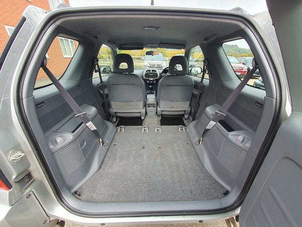 Used Toyota RAV4 2003 for sale - 76305315: Photo 24