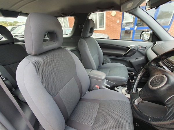 Used Toyota RAV4 2003 for sale - 76305315: Photo 31