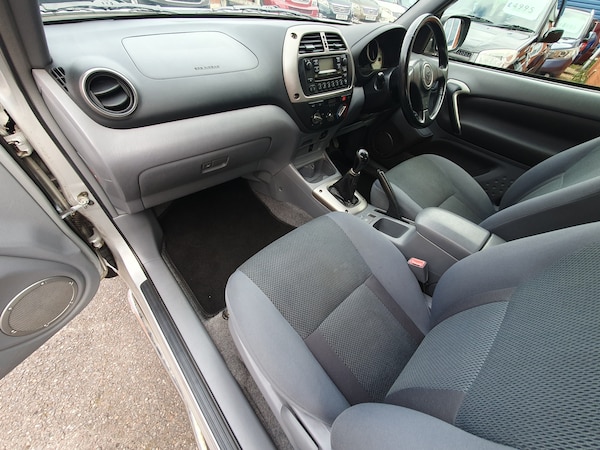 Used Toyota RAV4 2003 for sale - 76305315: Photo 35