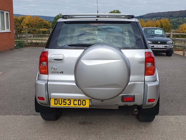 Used Toyota RAV4 2003 for sale - 76305315: Photo 3