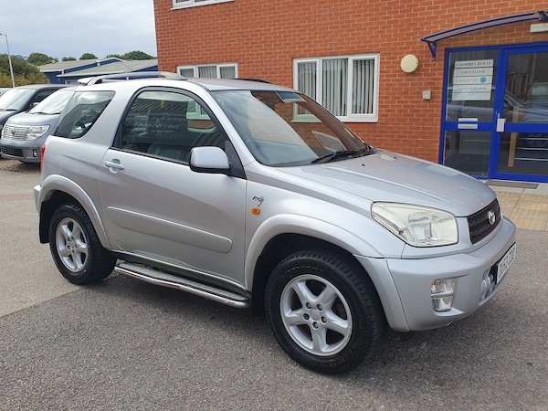 Used Toyota RAV4 2003 for sale - 76305315: Photo 9