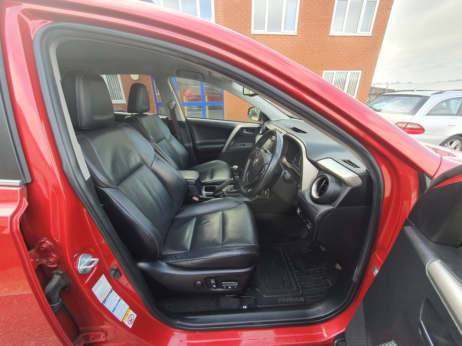 Used Toyota RAV4 2013 for sale - 77779485: Photo 29