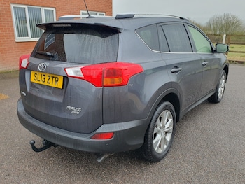 Used Toyota RAV4 2013 for sale - 78053640: Photo